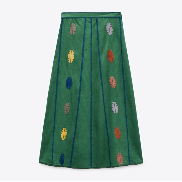 Zara Green Skirt with Multicolor Accents - Picture 9 of 15